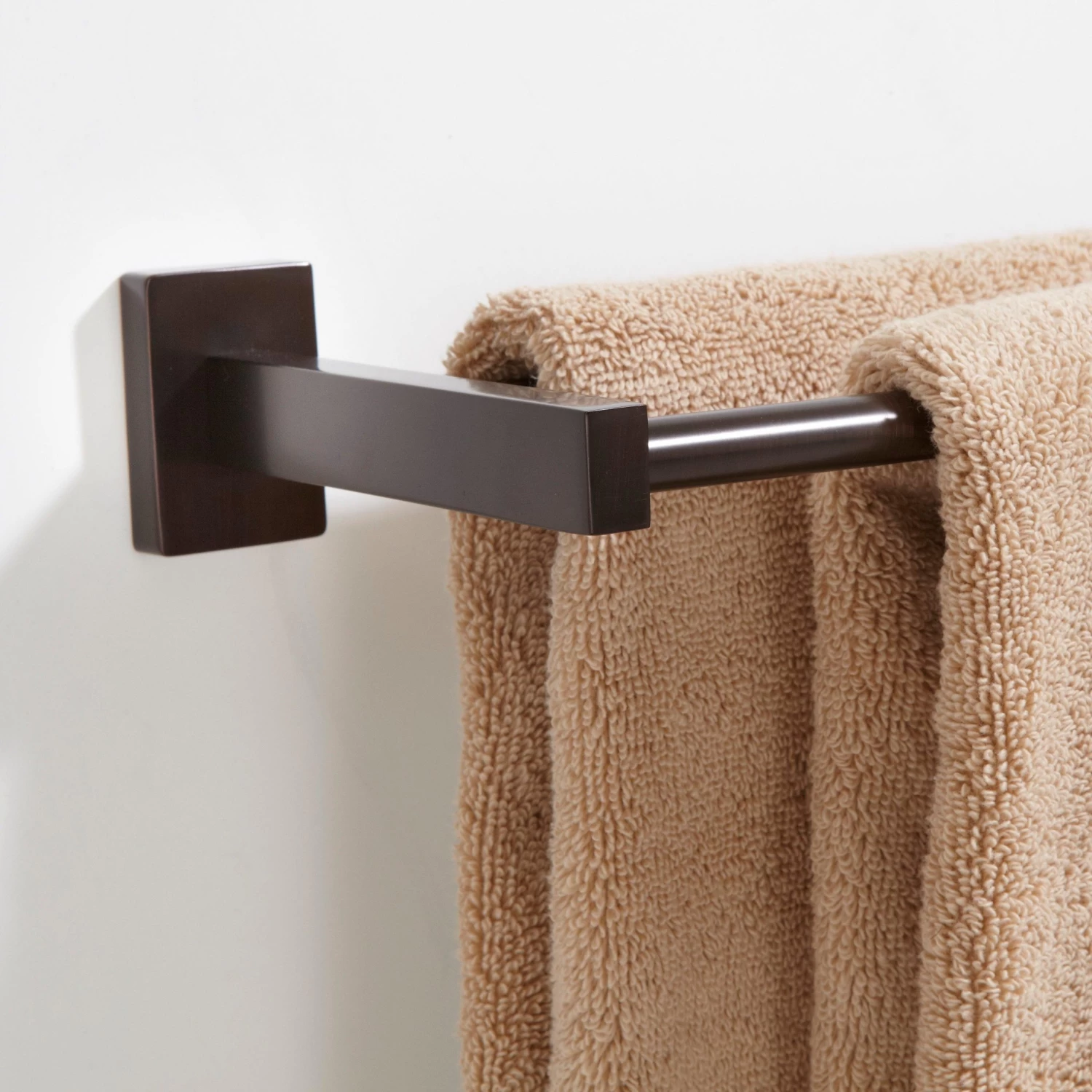 Helsinki Double Towel Bar - Image 3