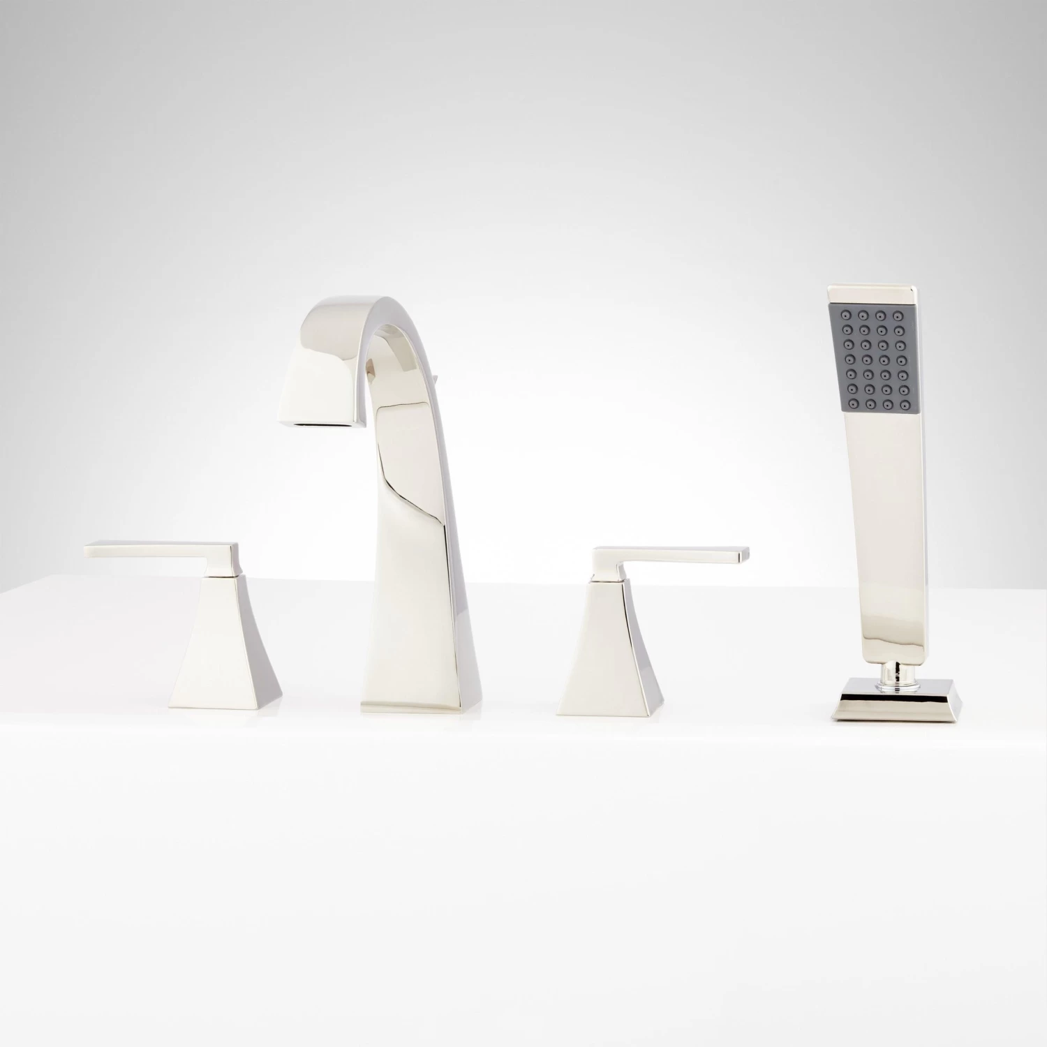 Vilamonte 4-Hole Roman Tub Faucet And Hand Shower - Image 4