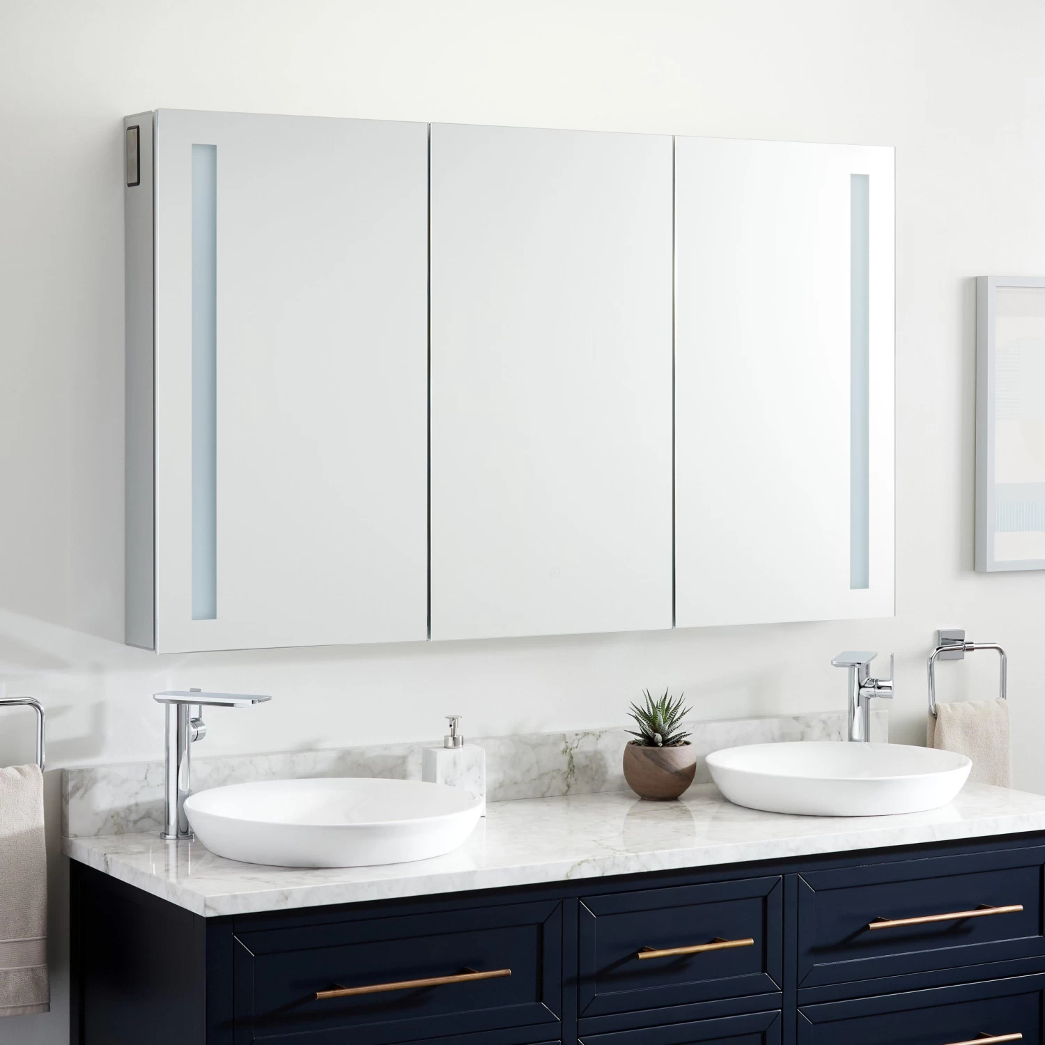 Seren Lighted Medicine Cabinet With Tunable LED And Wireless Speaker - Image 11