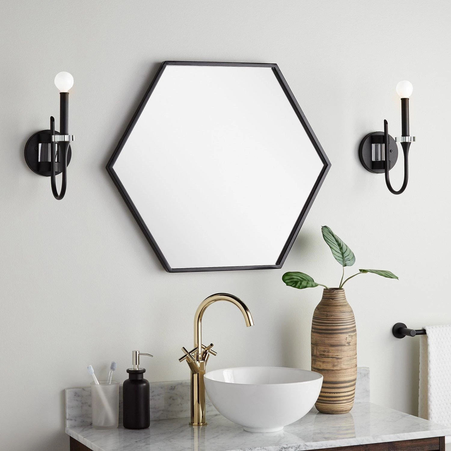 Sauma Hexagonal Decorative Vanity Mirror - Image 2
