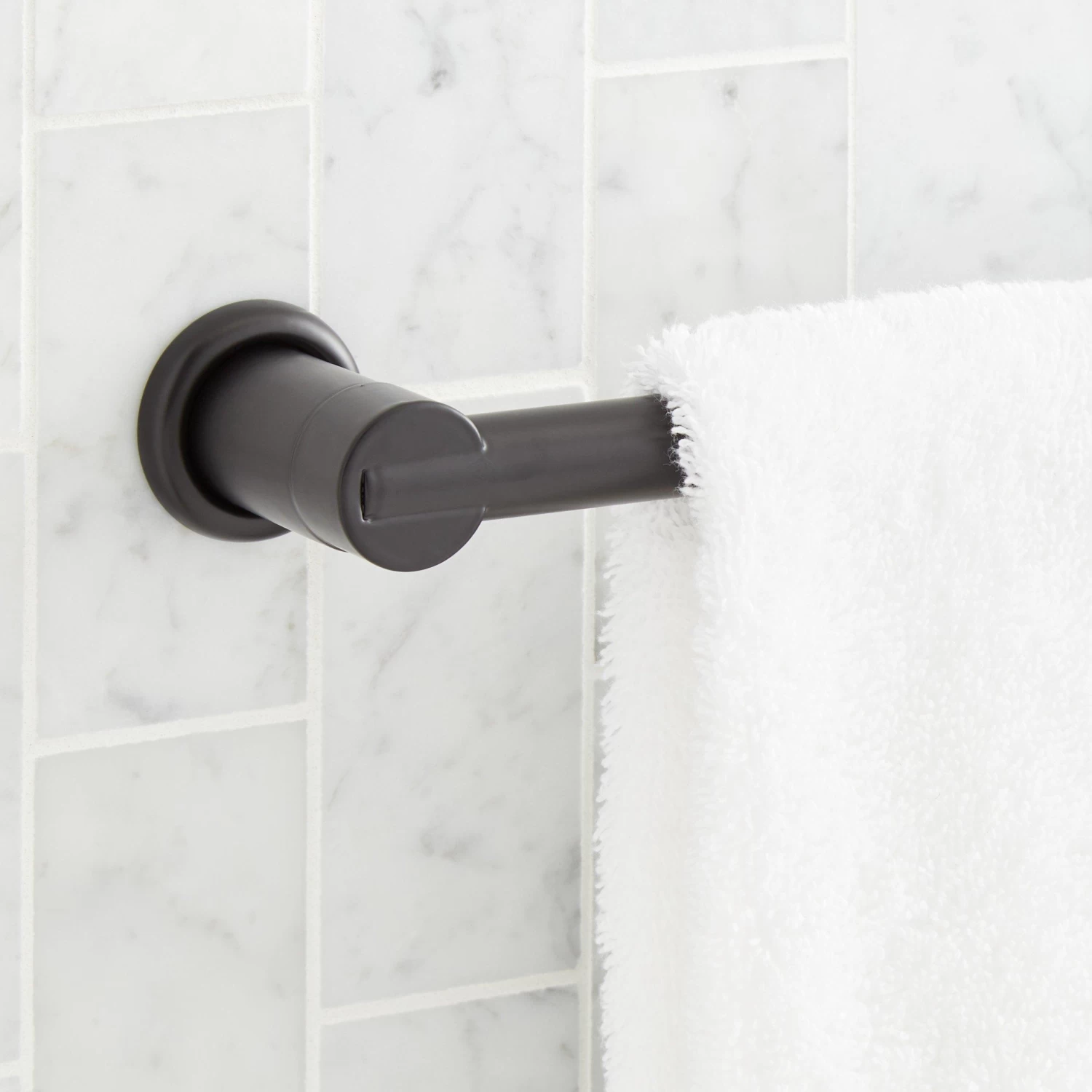 Mendi Towel Bar