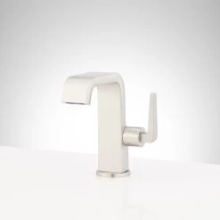 Drea Single-Hole Bathroom Faucet
