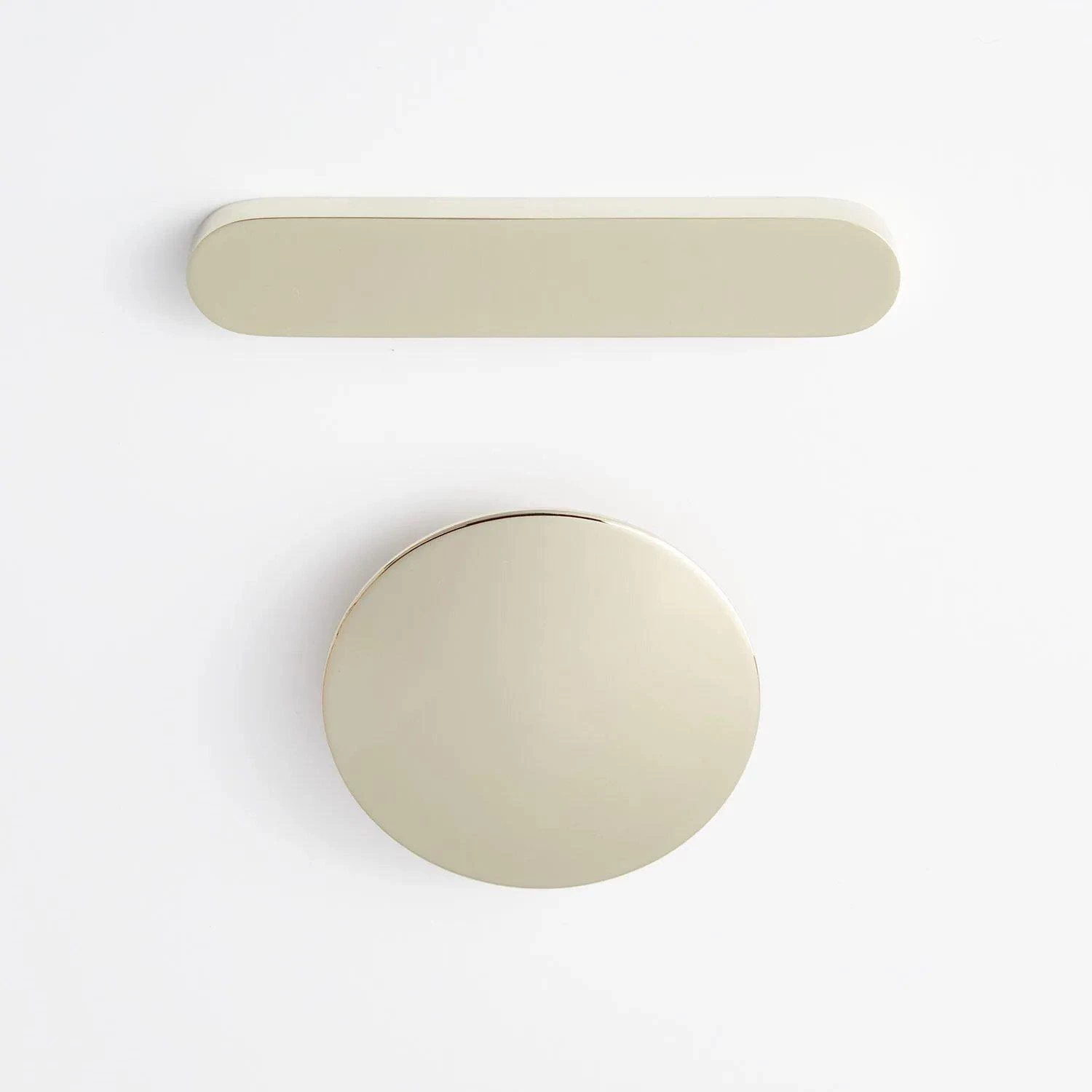 69" Desborough Acrylic Freestanding Double-Slipper Tub - Gold Leaf - Image 10