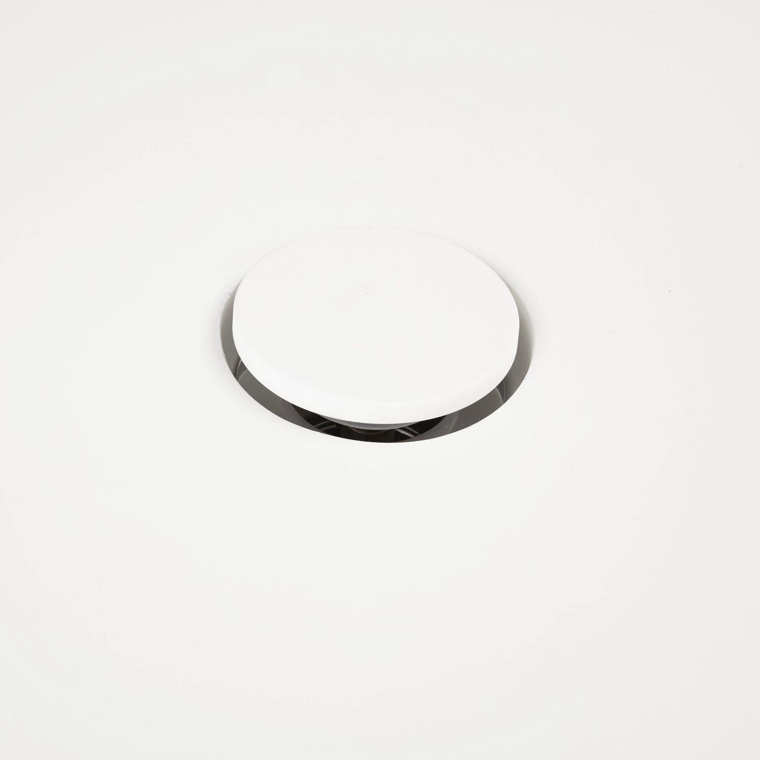 59" Kelem Resin Freestanding Tub - Matte Finish - Image 8